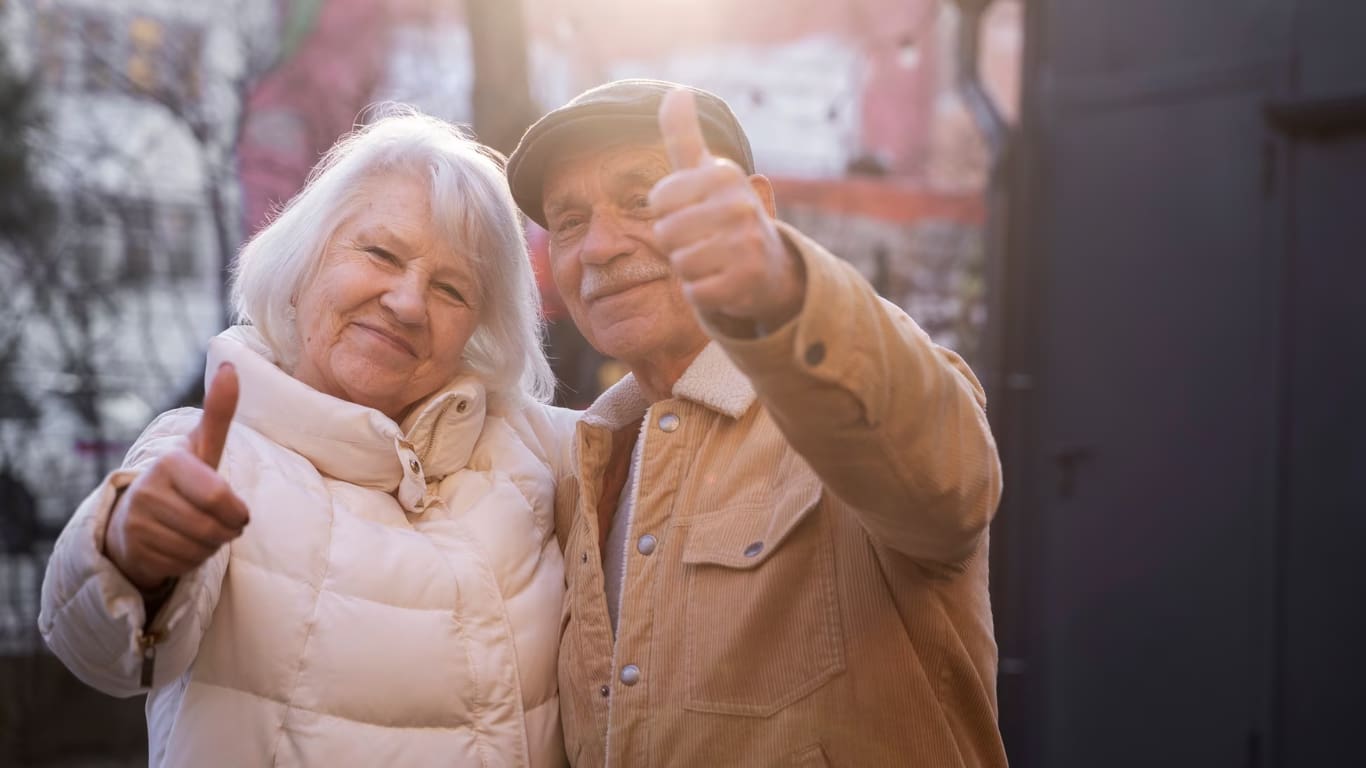 Celebrando el día de los abuelos con vida social y bienestar