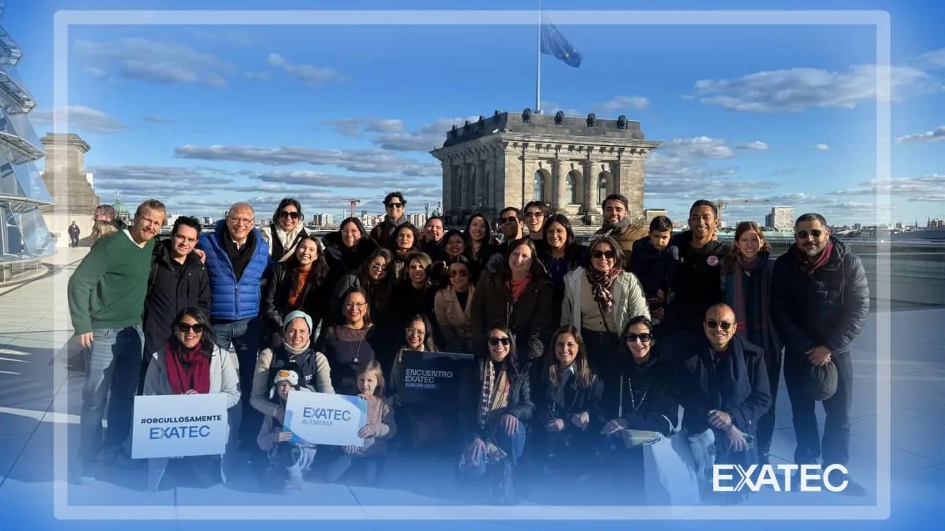 Comunidad de egresados EXATEC reunida en Berlín, Alemania, durante el Encuentro EXATEC Europa 2025.